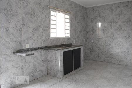 Casa para alugar com 125m², 2 quartos e 2 vagasCozinha