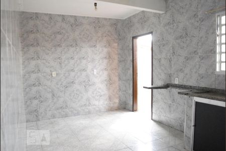 Casa para alugar com 125m², 2 quartos e 2 vagasCozinha