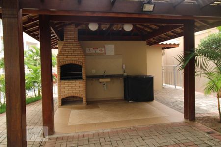 Apartamento para alugar com 52m², 2 quartos e 1 vagaÁrea comum - Churrasqueira