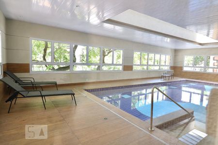 Apartamento para alugar com 36m², 1 quarto e 1 vagaÁrea comum - Piscina
