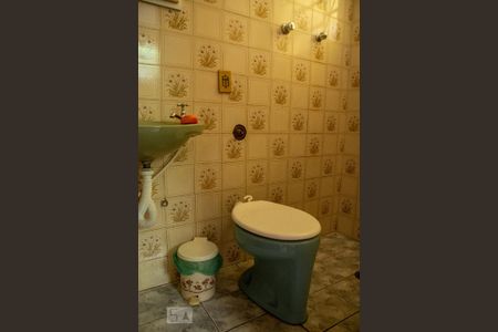 Casa à venda com 110m², 3 quartos e 2 vagasBanheiro 2