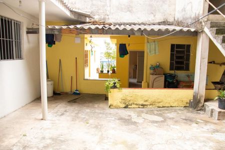 Casa à venda com 110m², 3 quartos e 2 vagasÁrea de Serviço