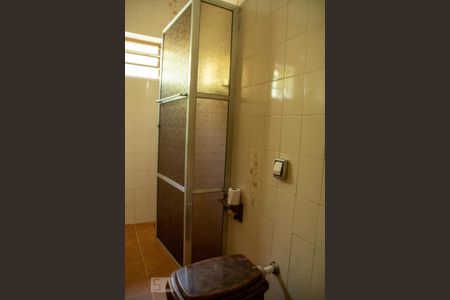 Casa à venda com 110m², 3 quartos e 2 vagasBanheiro 1