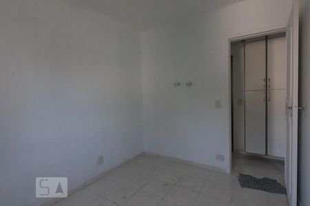 Quarto de apartamento para alugar com 2 quartos, 45m² em Jardim Jussara, Taboão da Serra
