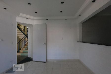 Sala de apartamento para alugar com 2 quartos, 45m² em Jardim Jussara, Taboão da Serra