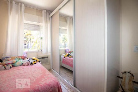 Quarto 1 de apartamento para alugar com 2 quartos, 70m² em São Sebastião, Porto Alegre