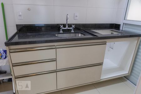 Apartamento à venda com 80m², 2 quartos e 2 vagasCozinha