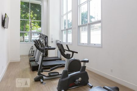 Apartamento à venda com 80m², 2 quartos e 2 vagasÁrea comum - Academia