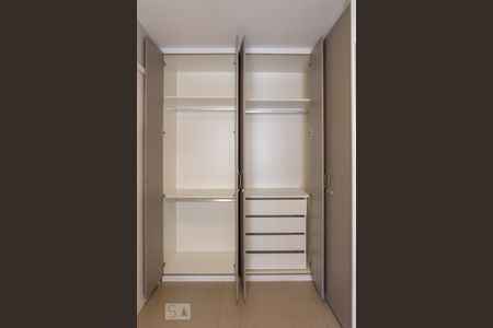 Suíte 1 de apartamento à venda com 2 quartos, 80m² em Perdizes, São Paulo