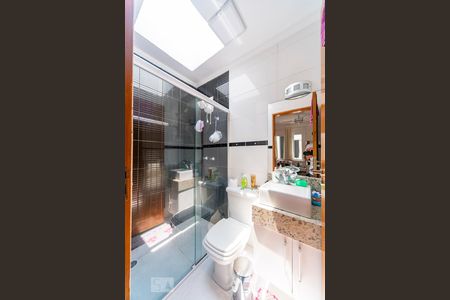 Casa à venda com 190m², 4 quartos e 4 vagasBanheiro do Quarto 3