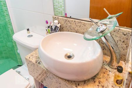 Pia  de casa à venda com 4 quartos, 190m² em Vila Alpina, Santo André