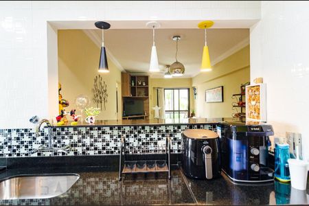 Apartamento à venda com 71m², 3 quartos e 2 vagasCozinha