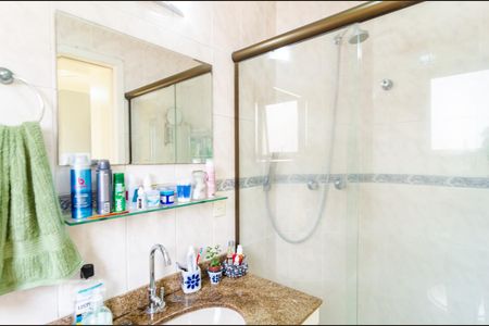 Apartamento à venda com 71m², 3 quartos e 2 vagasBanheiro da Suíte