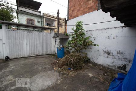 Casa para alugar com 140m², 3 quartos e 5 vagasQuintal - frente