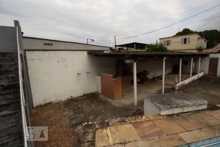 Casa para alugar com 140m², 3 quartos e 5 vagasQuintal