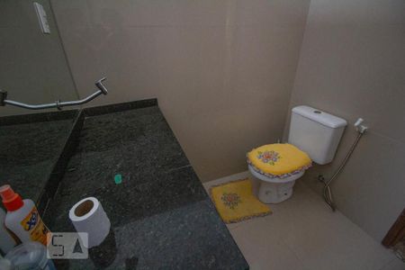 Casa para alugar com 140m², 3 quartos e 5 vagasBanheiro 