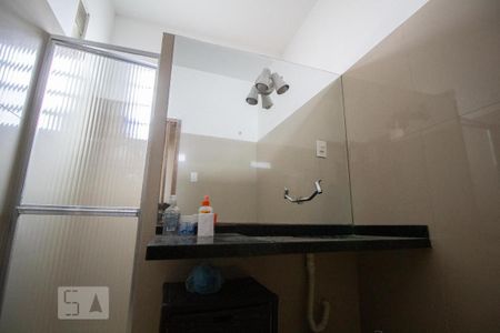 Casa para alugar com 140m², 3 quartos e 5 vagasBanheiro 
