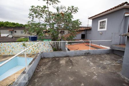 Casa para alugar com 140m², 3 quartos e 5 vagasQuintal