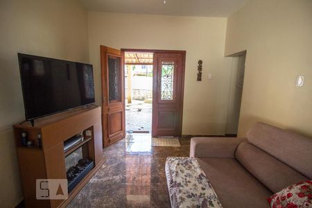 Sala de casa para alugar com 3 quartos, 140m² em Chácaras Rio-petrópolis, Duque de Caxias