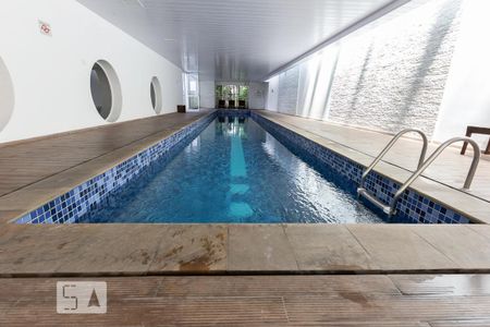 Apartamento para alugar com 58m², 1 quarto e 1 vaga Apartamento para alugar com 58m², 1 quarto e 1 vagaÁrea comum - Piscina Coberta