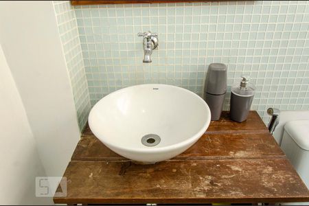 Apartamento à venda com 24m², 1 quarto e sem vagaBanheiro