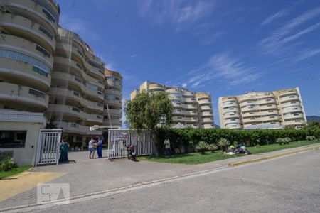 Apartamento à venda com 81m², 2 quartos e 1 vagaFachada do Condomínio