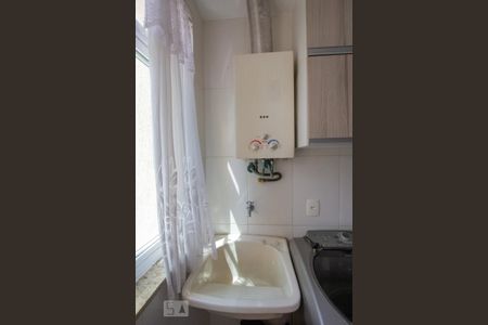 Apartamento à venda com 81m², 2 quartos e 1 vagaÁrea de Serviço