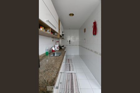 Apartamento à venda com 98m², 2 quartos e 2 vagas Apartamento à venda com 98m², 2 quartos e 2 vagasCozinha