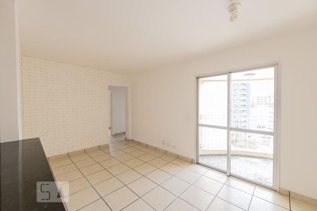Apartamento à venda com 68m², 3 quartos e 1 vagaSala