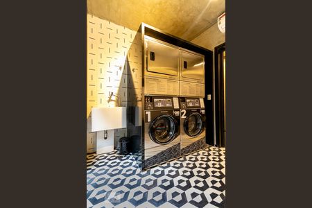 Studio para alugar com 26m², 1 quarto e sem vaga Studio para alugar com 26m², 1 quarto e sem vagaÁrea comum - Lavanderia