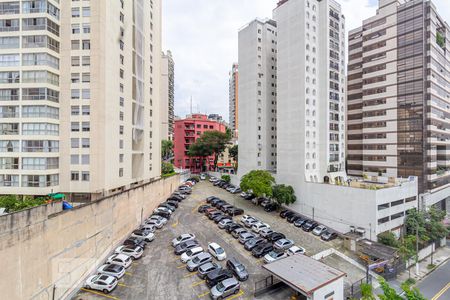 Vista do Quarto de apartamento para alugar com 1 quarto, 55m² em Jardim Paulista, São Paulo