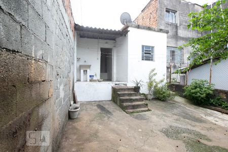 Casa à venda com 60m², 1 quarto e 1 vagaQuintal