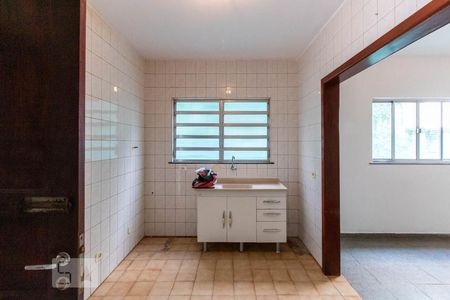 Casa para alugar com 80m², 1 quarto e 2 vagasCozinha