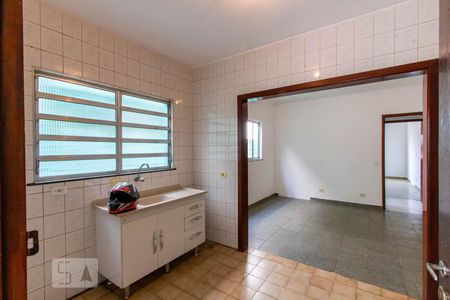 Casa para alugar com 80m², 1 quarto e 2 vagasCozinha