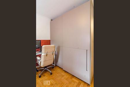 Casa à venda com 174m², 2 quartos e 2 vagas Casa à venda com 174m², 2 quartos e 2 vagasQuarto 1