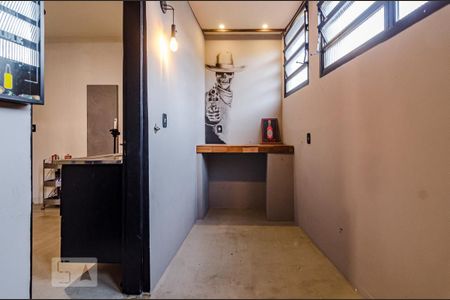 Casa à venda com 174m², 2 quartos e 2 vagas Casa à venda com 174m², 2 quartos e 2 vagasQuintal 2