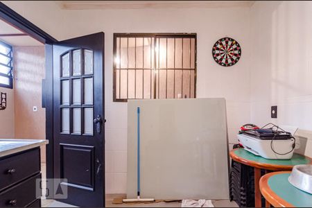 Casa à venda com 174m², 2 quartos e 2 vagas Casa à venda com 174m², 2 quartos e 2 vagasCozinha 2