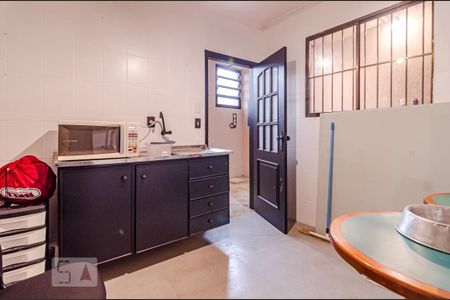 Casa à venda com 174m², 2 quartos e 2 vagas Casa à venda com 174m², 2 quartos e 2 vagasCozinha 2
