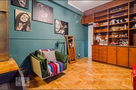 Casa à venda com 174m², 2 quartos e 2 vagas Casa à venda com 174m², 2 quartos e 2 vagasSala 2