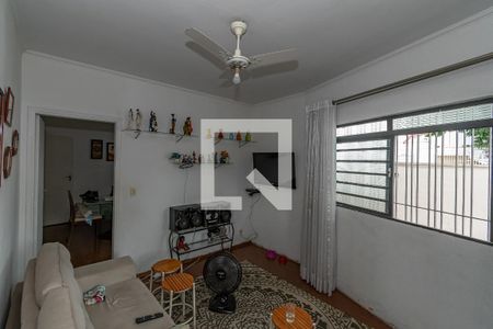 Sala de TV de casa para alugar com 4 quartos, 470m² em Vila Nogueira, Campinas