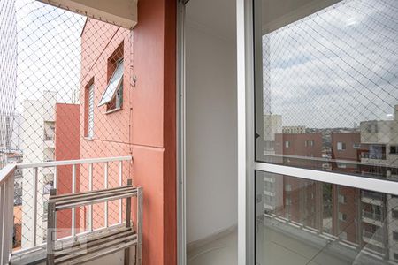 Sacada de apartamento à venda com 2 quartos, 56m² em Bussocaba, Osasco