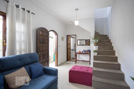Sala de casa à venda com 2 quartos, 123m² em Cipava, Osasco