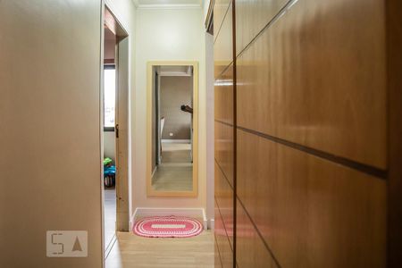 Corredor - Quartos de apartamento à venda com 3 quartos, 70m² em Vila Fachini, São Paulo