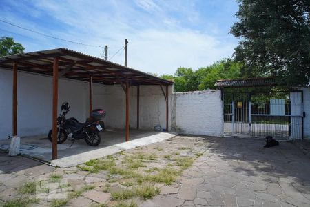 Casa à venda com 85m², 3 quartos e 2 vagasPátio
