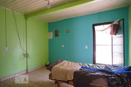 Sala de casa à venda com 3 quartos, 85m² em Niterói, Canoas