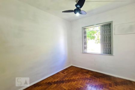 Quarto 2 de casa para alugar com 2 quartos, 65m² em Inhaúma, Rio de Janeiro