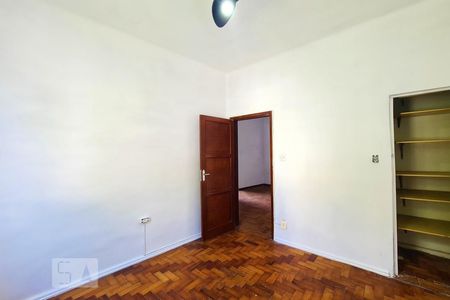 Quarto 2 de casa para alugar com 2 quartos, 65m² em Inhaúma, Rio de Janeiro