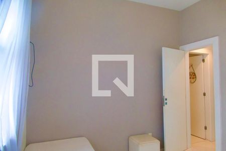 Apartamento para alugar com 100m², 3 quartos e 1 vaga Apartamento para alugar com 100m², 3 quartos e 1 vagaQuarto