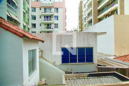 Sala vista  de apartamento para alugar com 3 quartos, 100m² em Jardim Botânico, Rio de Janeiro