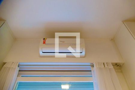 Apartamento para alugar com 100m², 3 quartos e 1 vaga Apartamento para alugar com 100m², 3 quartos e 1 vagaQuarto